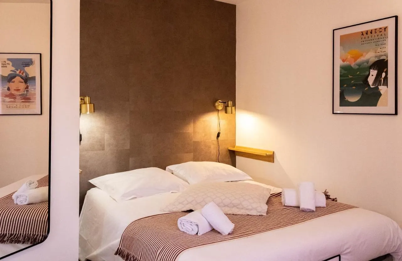 Les Ecureuils - Calme, Parking & Balcon Apartment Annecy 0*,  France