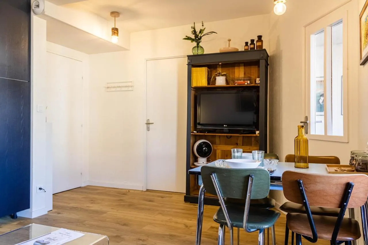 Les Ecureuils - Calme, Parking & Balcon Apartment Annecy France